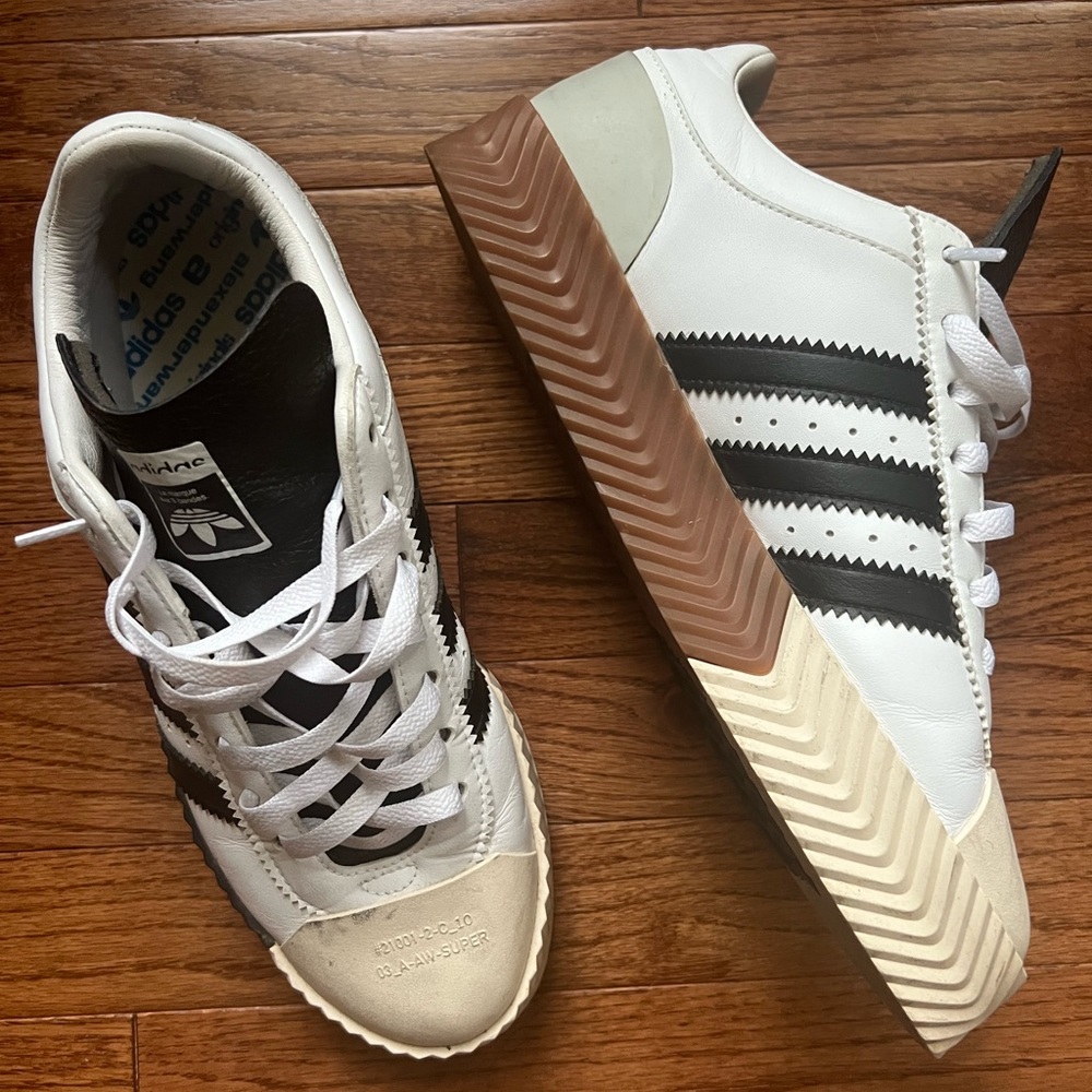 ADIDAS Alexander Wang x Skate Super